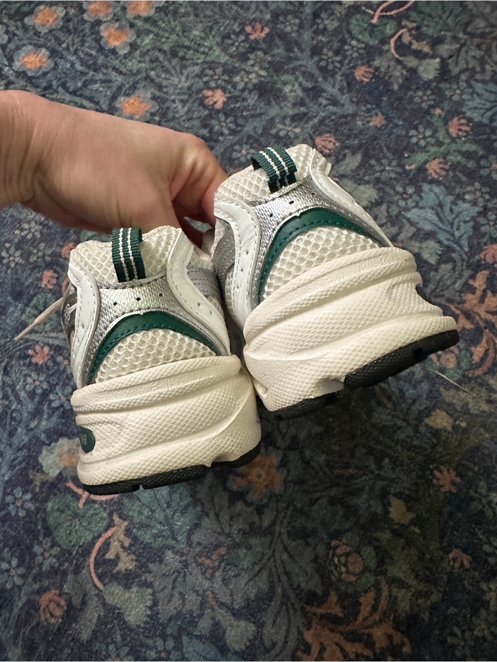 New Balance 530 White and Green Sneakers - Picture 4 of 7
